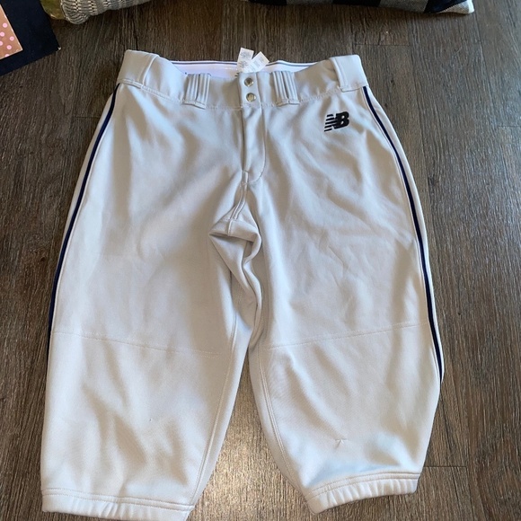 Men’s size medium New Balance baseball softball knee length pants - Picture 1 of 4